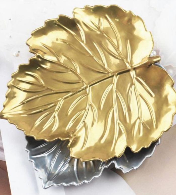 Молд клиновий лист великий