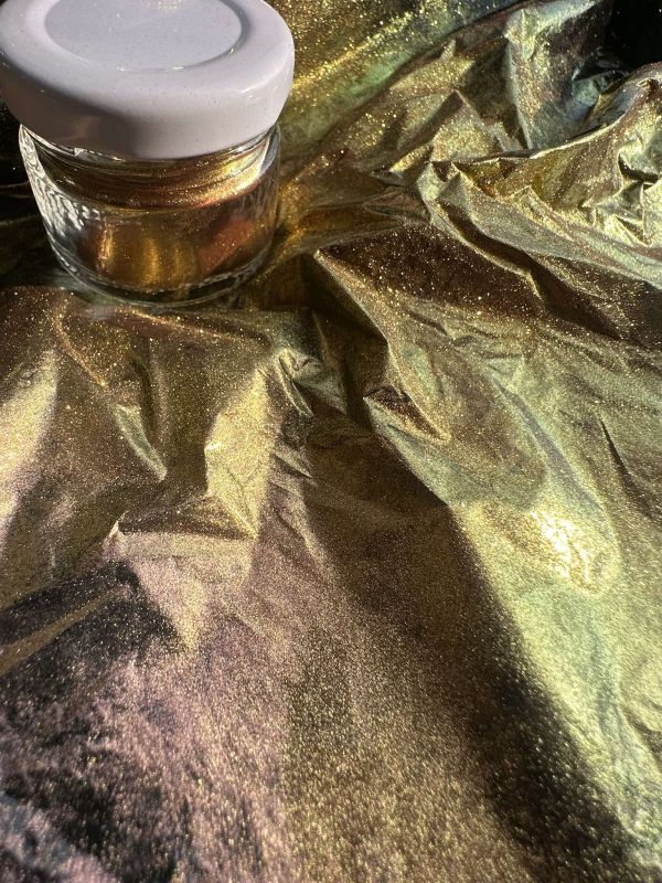 Хамелеон золото-червоний-зелений