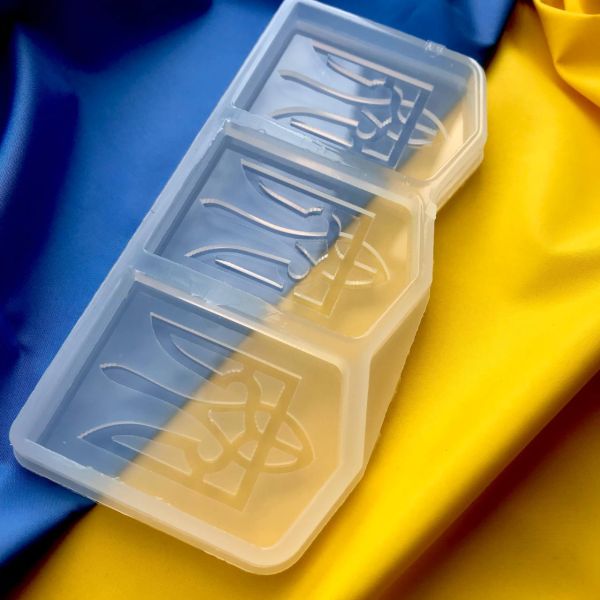 Молд тризуб на щиті 3,5*5см