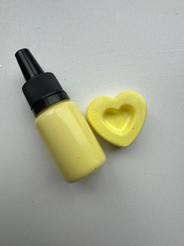 Сердце нарциса пігмент