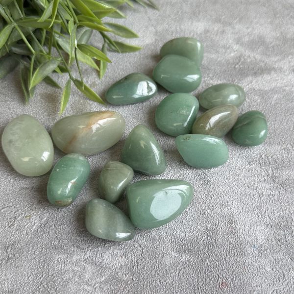 Натуральне каміння Авантюрин зелений 12-35мм